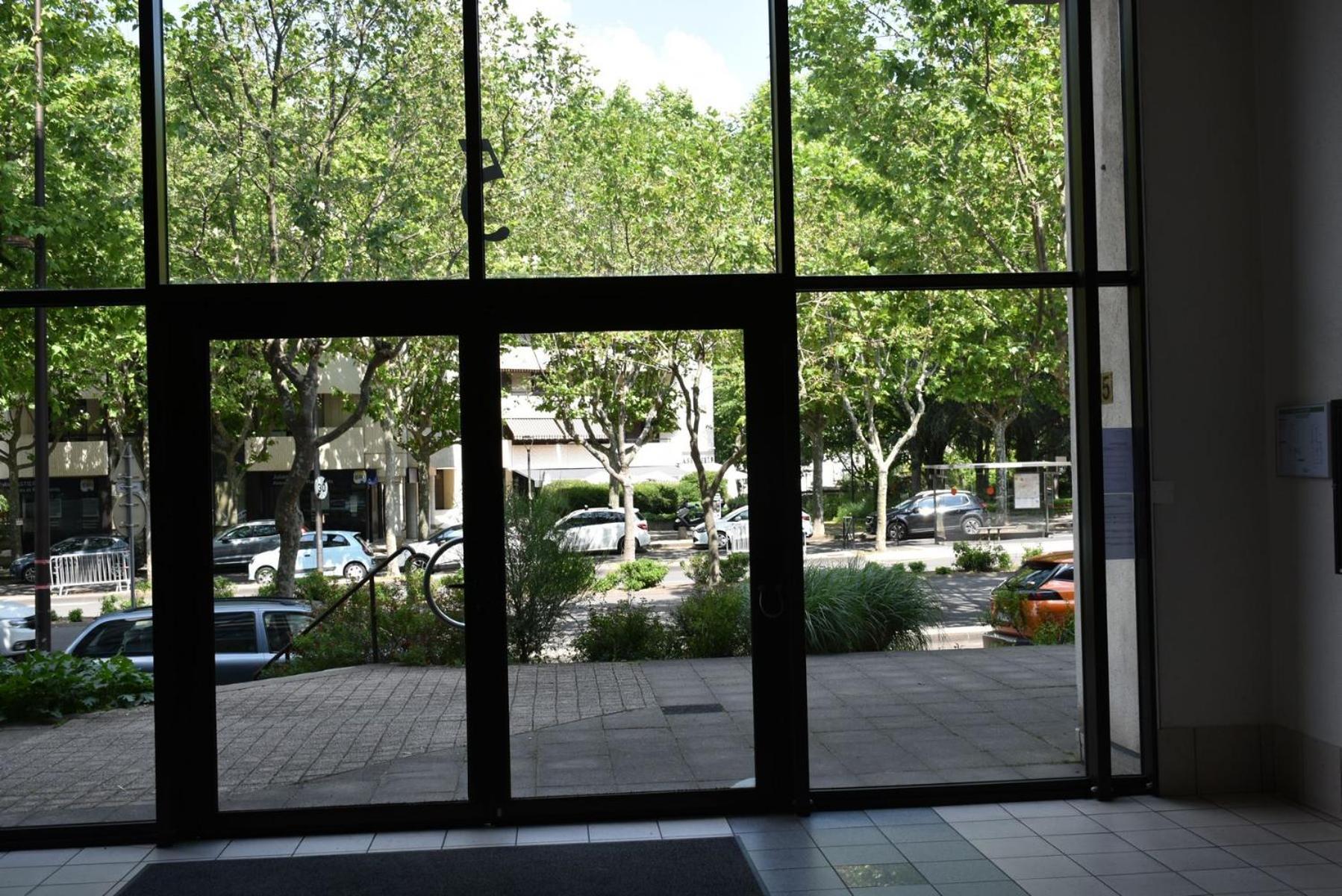 Studio "Chez Alain" Avec Garage Securise Et Clim Chamalières Exterior foto
